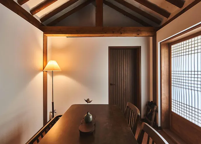 Lurury Hanok Reflection Apartment